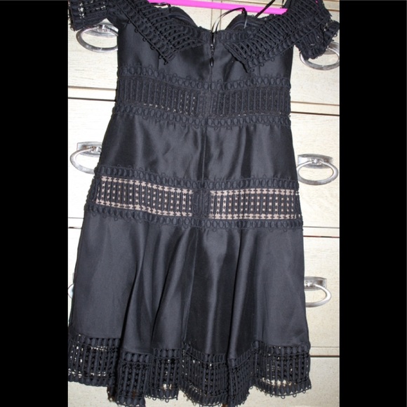 Thurley off the shoulder mini dress - Picture 5 of 6